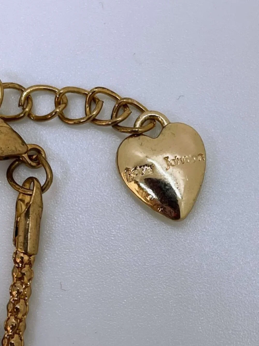 Betsey Johnson Large Pink & Gold-tone Peacock Long Necklace - Picture 4 of 5